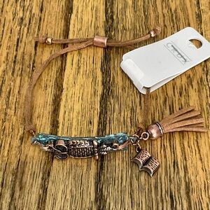 NWT n.e.u. Bracelet, green & bronze, owl & book, So cute!